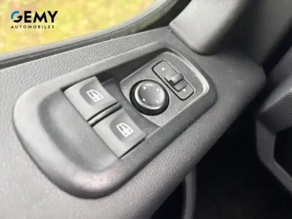 Photo 11 Renault Master  FGN TRAC F3500 L3H3 BLUE DCI 135