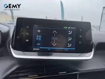 Photo 13 Peugeot 2008  BlueHDi 130 S&S EAT8