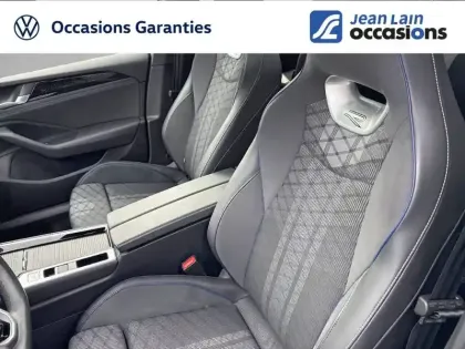 Photo 24 Volkswagen Passat  1.5 eTSI OPF 150 DSG7