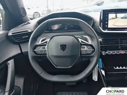 Photo 15 Peugeot 2008  Hybrid 145 e-DCS6