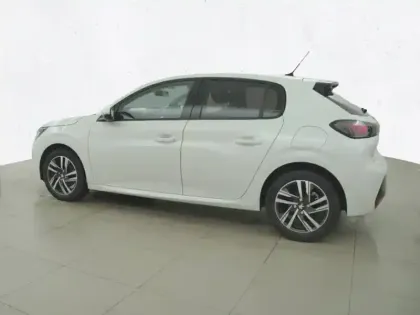 Photo 27 Peugeot 208  PureTech 100 S&S BVM6