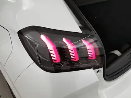 Photo 16 Peugeot 208  PureTech 100 S&S BVM6