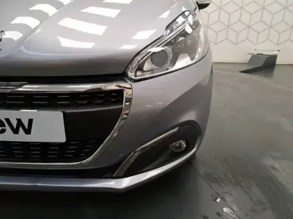 Photo 9 Peugeot 208  PureTech 110ch S&S EAT6