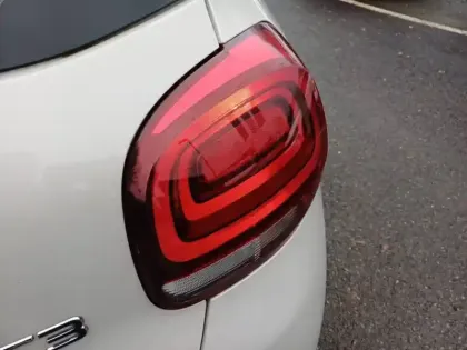 Photo 64 Citroën C3  BlueHDi 100 S&S BVM6