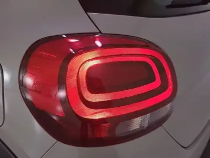 Photo 88 Citroën C3  BlueHDi 100 S&S BVM6