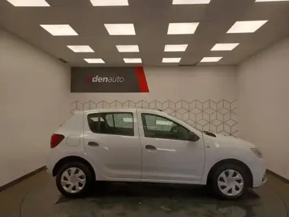 Photo 22 Dacia Sandero  SCe 75