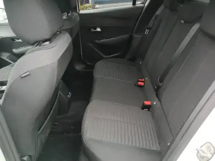 Photo 9 Peugeot 208  Electrique 50 kWh 136ch