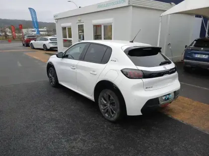 Photo 6 Peugeot 208  Electrique 50 kWh 136ch