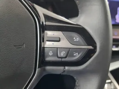 Photo 12 Peugeot 308  PureTech 130ch S&S EAT8