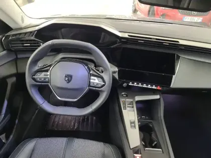 Photo 8 Peugeot 308  PureTech 130ch S&S EAT8