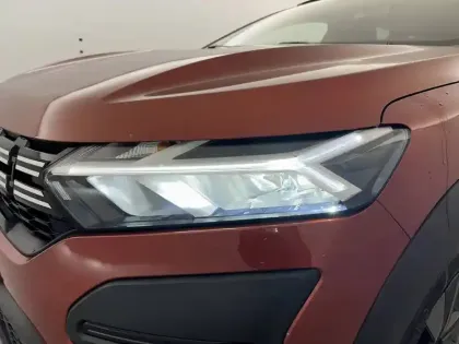 Photo 33 Dacia Jogger  ECO-G 100 7 places 