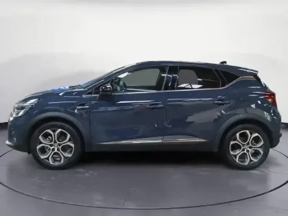Photo 41 Renault Captur  E-Tech full hybrid 145