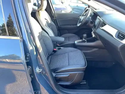 Photo 108 Renault Captur  E-Tech full hybrid 145