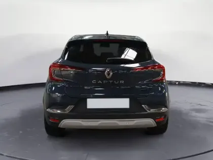Photo 43 Renault Captur  E-Tech full hybrid 145