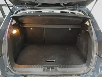 Photo 10 Renault Captur  E-Tech full hybrid 145