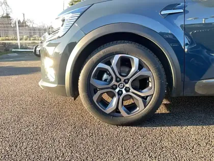 Photo 113 Renault Captur  E-Tech full hybrid 145