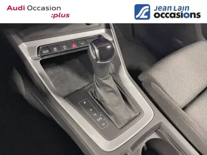 Photo 12 Audi Q3  35 TFSI 150 ch S tronic 7