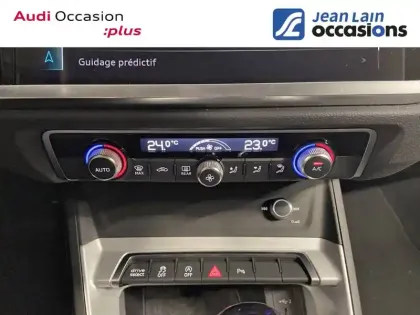 Photo 13 Audi Q3  35 TFSI 150 ch S tronic 7