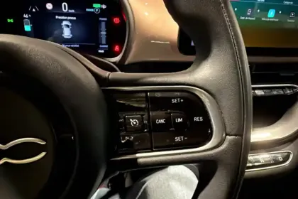 Photo 22 Fiat 500  e 118 ch