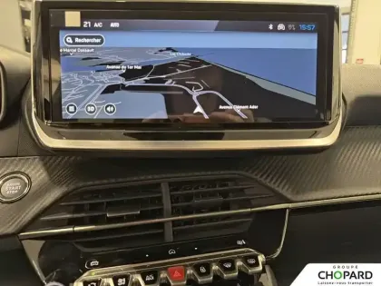 Photo 16 Peugeot 208  Hybrid 110 ch e-DCS6