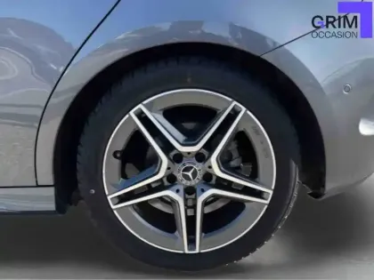 Photo 15 Mercedes Classe B  200 d 8G-DCT