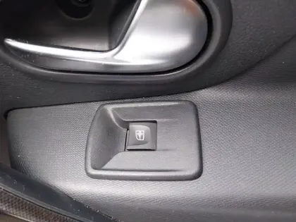 Photo 27 Dacia Sandero  SCe 75