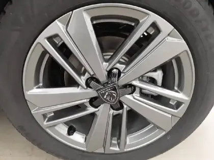 Photo 76 Peugeot 308  Hybrid 136 e-DCS6