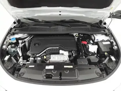 Photo 85 Peugeot 308  Hybrid 136 e-DCS6