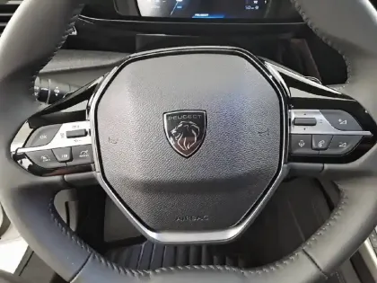 Photo 28 Peugeot 308  Hybrid 145 e-DCS6