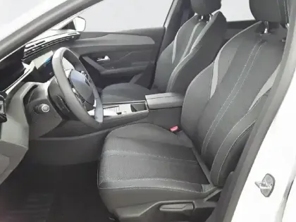 Photo 52 Peugeot 308  Hybrid 136 e-DCS6