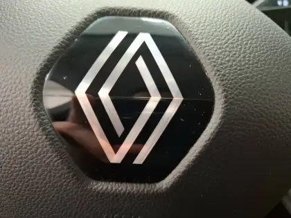 Photo 32 Renault Megane  E-Tech EV60 130ch super charge