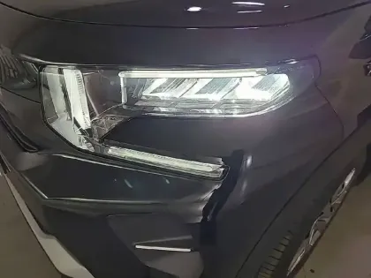 Photo 15 Citroën C3  Turbo 100 ch BVM6