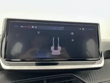 Photo 23 Peugeot 208  Hybrid 110 ch e-DCS6