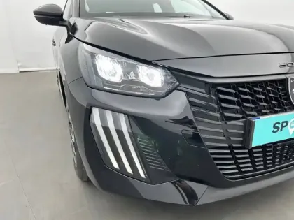 Photo 15 Peugeot 208  Hybrid 110 ch e-DCS6