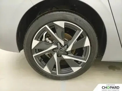 Photo 11 Peugeot 308  Hybrid 136 e-DCS6