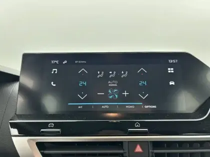 Photo 26 Citroën C4 Gén. III Ph1 NG YOU 5