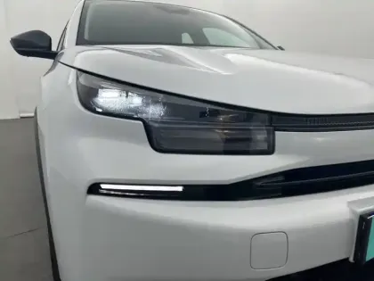 Photo 15 Citroën C4 Gén. III Ph1 NG YOU 5