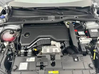 Photo 14 Citroën C4 Gén. III Ph1 NG YOU 5