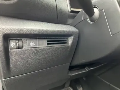 Photo 18 Citroën C4 Gén. III Ph1 NG YOU 5