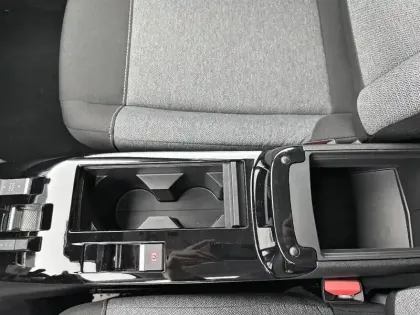 Photo 34 Citroën C4 Gén. III Ph1 NG YOU 5