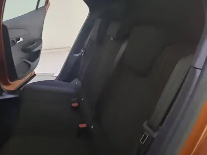 Photo 11 Peugeot 2008 Gén. II Ph1 NG Active 5