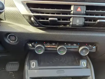 Photo 28 Citroën C4  PureTech 130 S&S EAT8