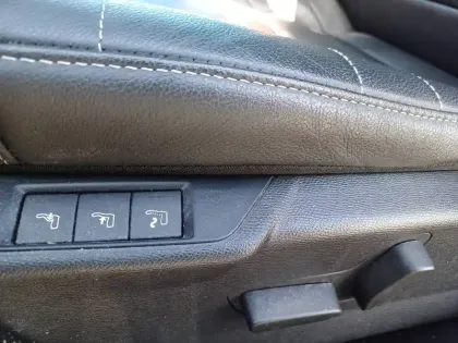 Photo 13 Citroën C4  PureTech 130 S&S EAT8