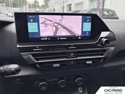 Photo 12 Citroën C4 e- 136 ch Automatique