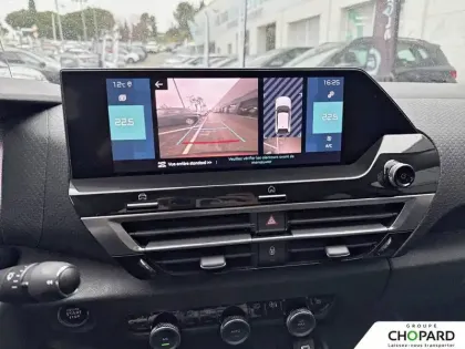 Photo 13 Citroën C4 e- 136 ch Automatique