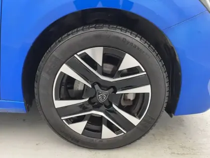 Photo 17 Peugeot 208  PureTech 100 S&S BVM6