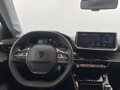 Photo 21 Peugeot 208  PureTech 100 S&S BVM6