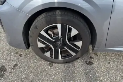 Photo 12 Peugeot 208  100 S&S BVM6