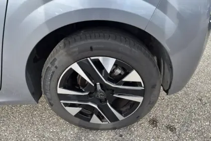 Photo 11 Peugeot 208  100 S&S BVM6