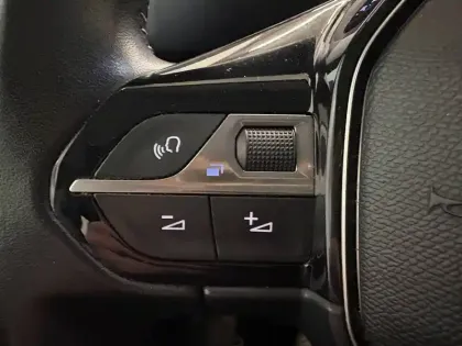 Photo 30 Peugeot Rifter  Long BlueHDi 100 S&S BVM6